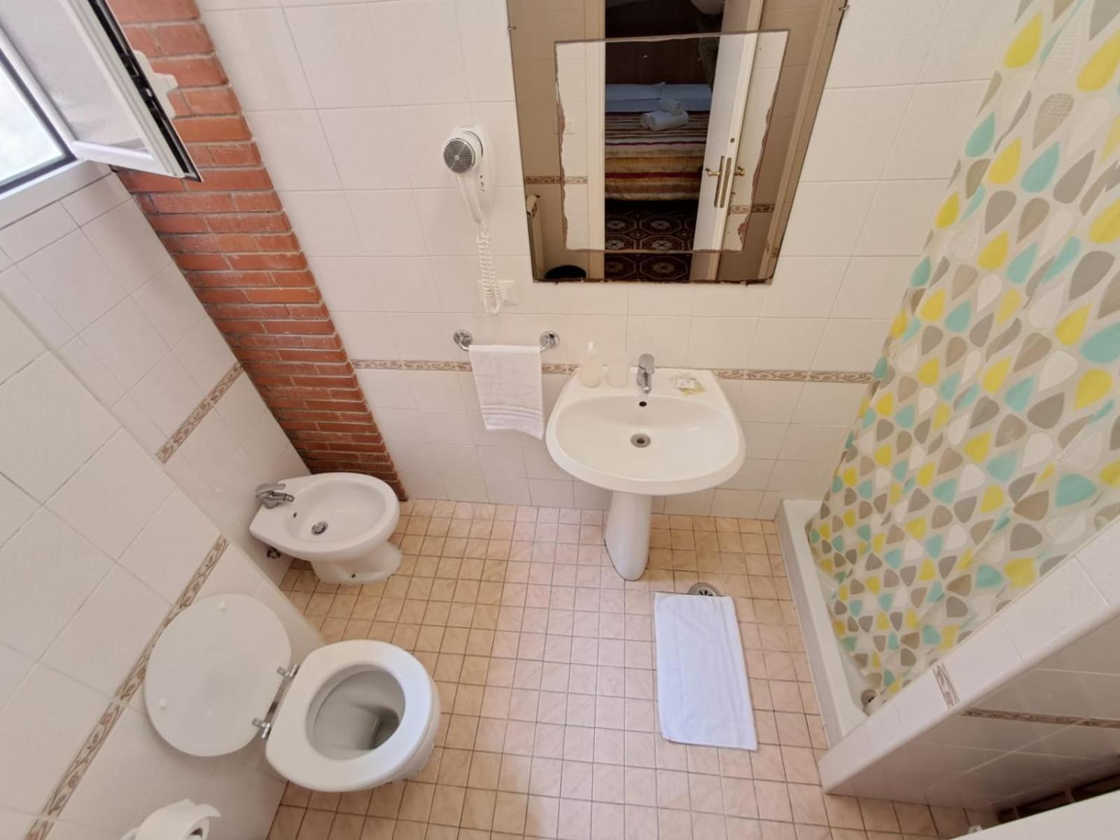 Nahid Accommodation Рим Экстерьер фото