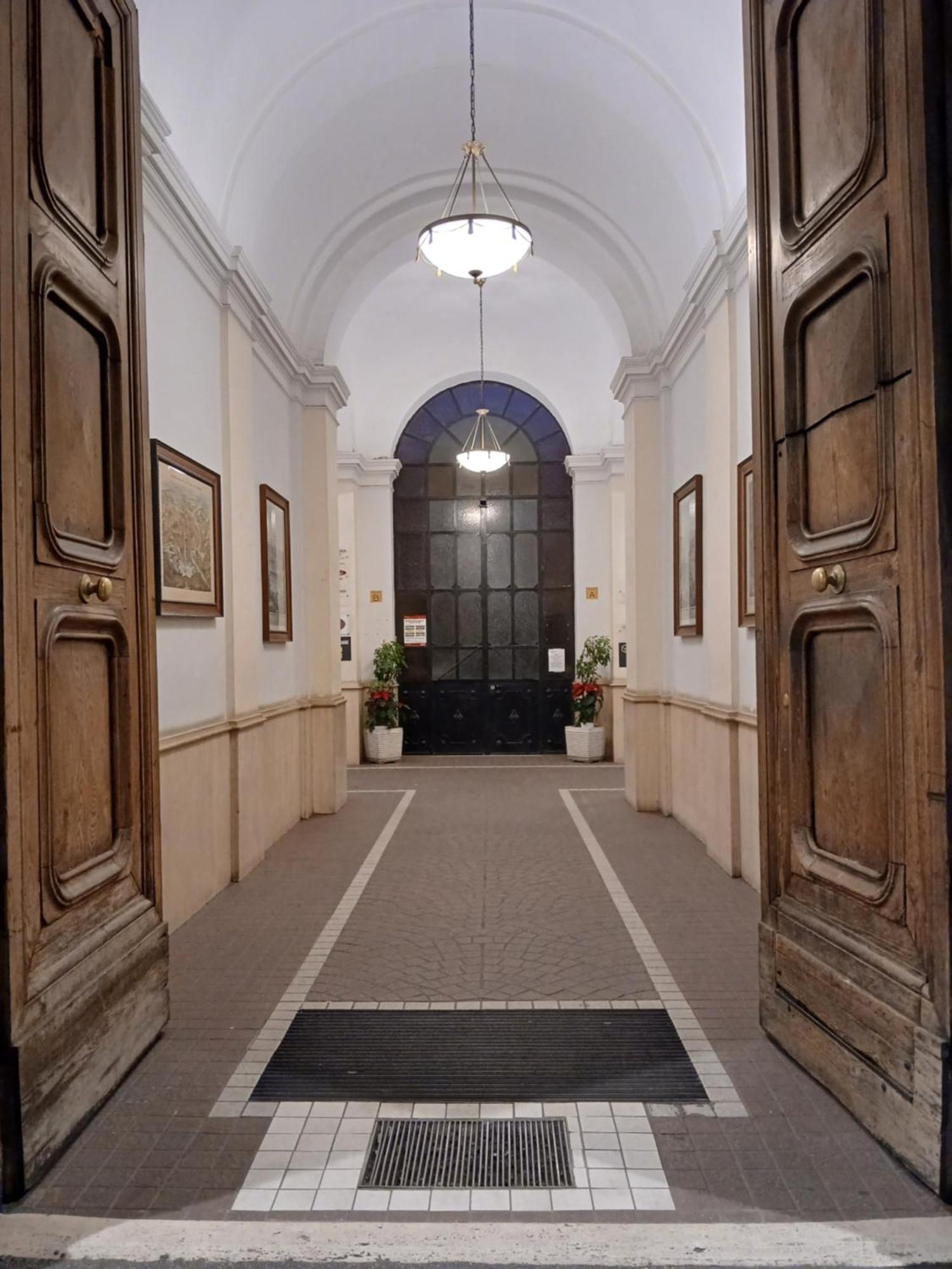 Nahid Accommodation Рим Экстерьер фото